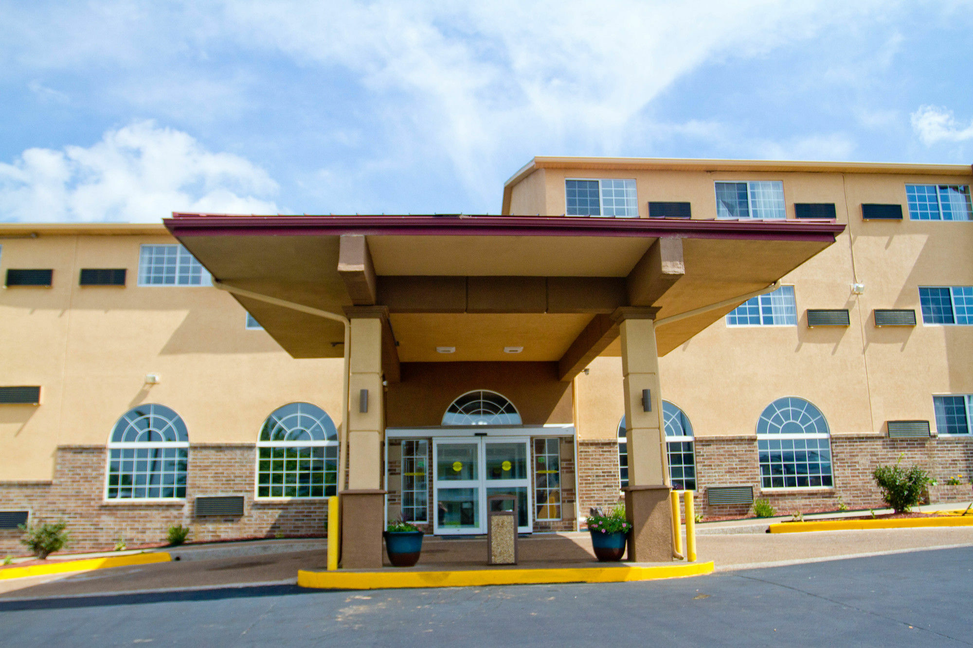 Super 8 By Wyndham Kansas City Buitenkant foto