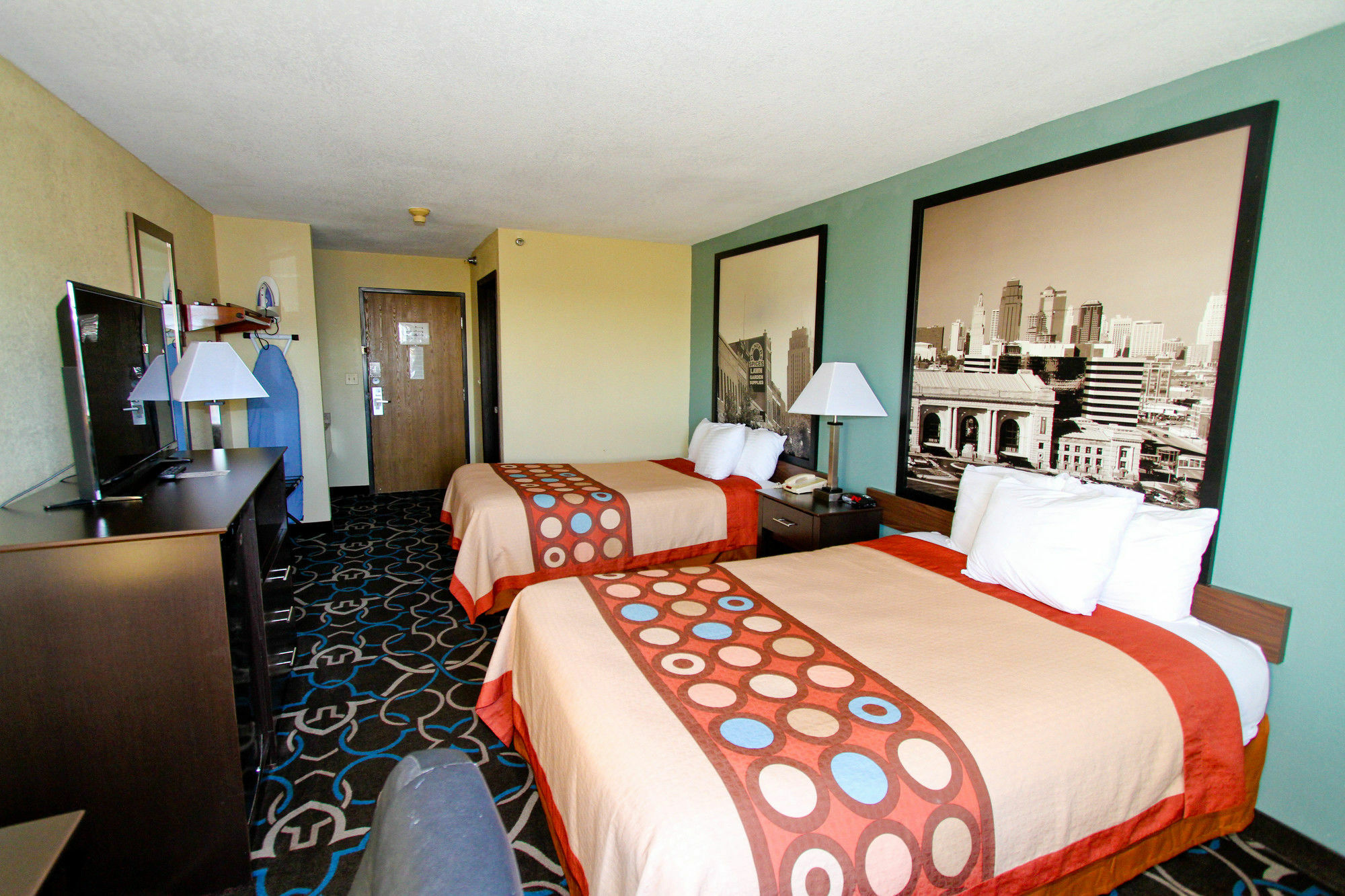 Super 8 By Wyndham Kansas City Buitenkant foto